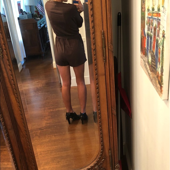 Brown romper with sash - Picture 4 of 4